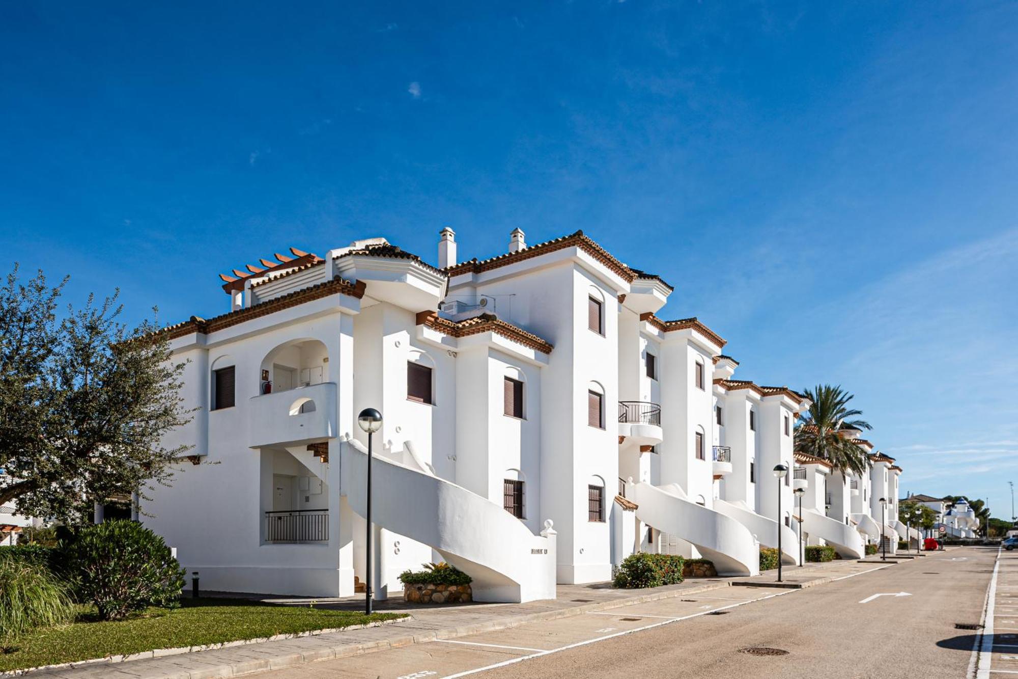 Apartamento Familiar Muy Soleado Cerca De La Playa Y Parking Incluido Chiclana de la Frontera Exterior foto